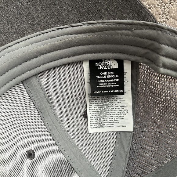 The North Face Men’s Baseball Cap. - Picture 4 of 4